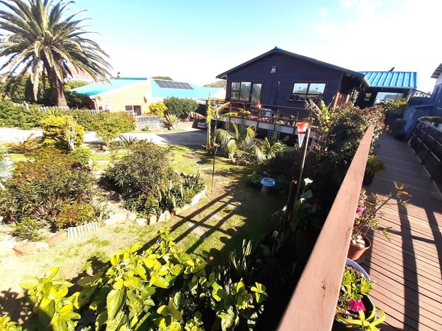 3 Bedroom Property for Sale in Paradise Beach Eastern Cape